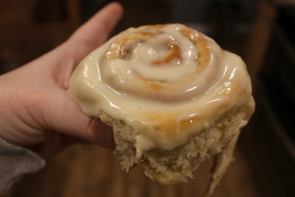 How to make the easiest homemade cinnamon rolls